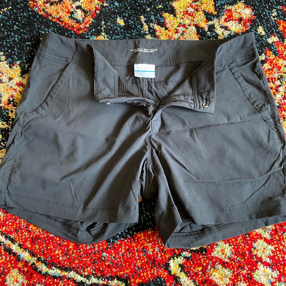 Columbia Shorts